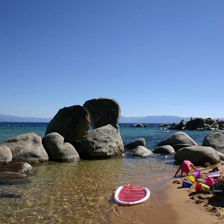 Lake Views, Pet-Friendly Cabin With Hot-Tub In King'S Beach Кінґс-Біч Екстер'єр фото